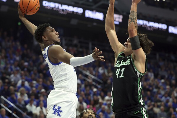 Marshall basketball score shop